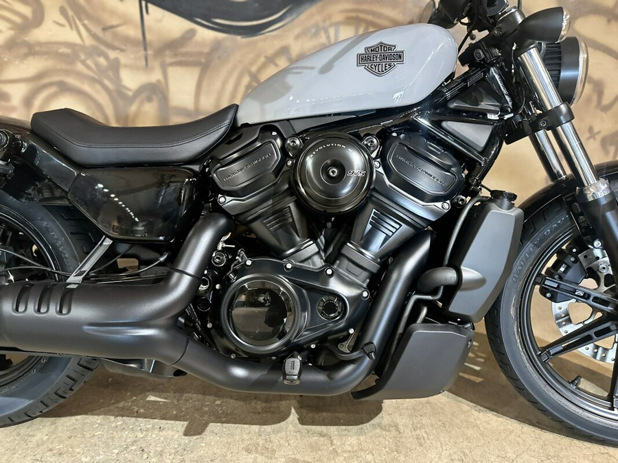 RH975 2025 Nightster™