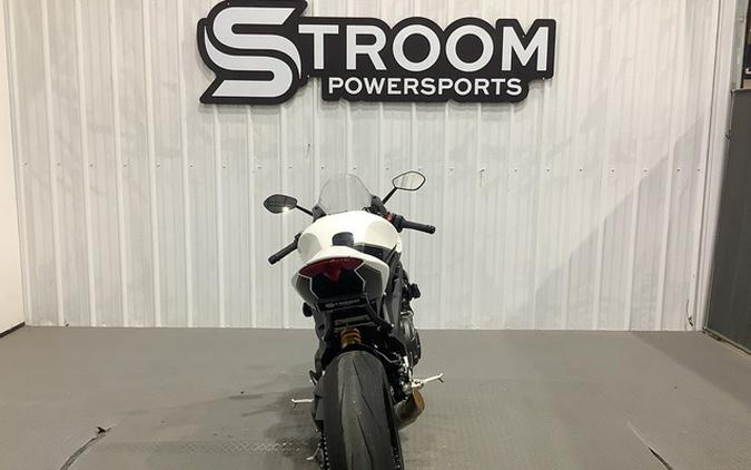 2022 Triumph Speed Triple 1200 RR