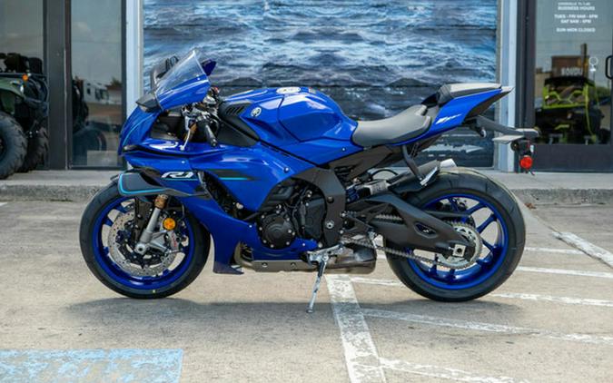 2026 Yamaha YZF R1