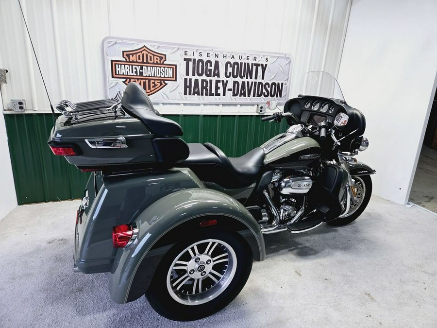 2021 Harley-Davidson® FLHTCUTG - Tri Glide® Ultra