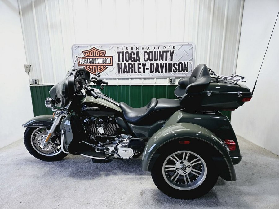 2021 Harley-Davidson® FLHTCUTG - Tri Glide® Ultra