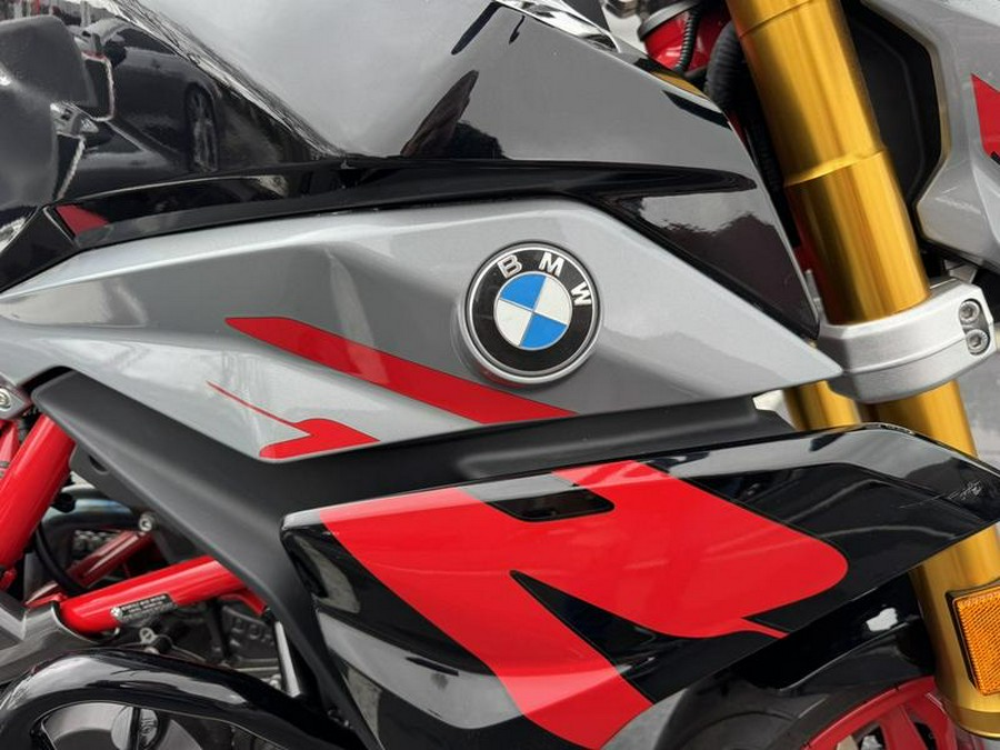 2024 BMW G 310 R Passion