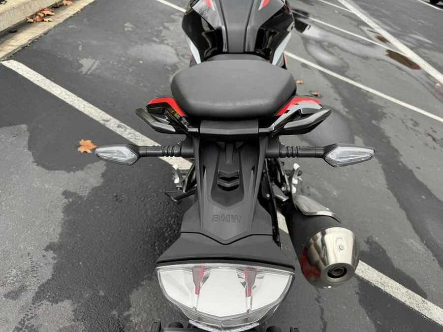 2024 BMW G 310 R Passion