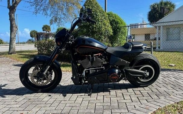 2019 Harley-Davidson® FXDRS - FXDR™ 114