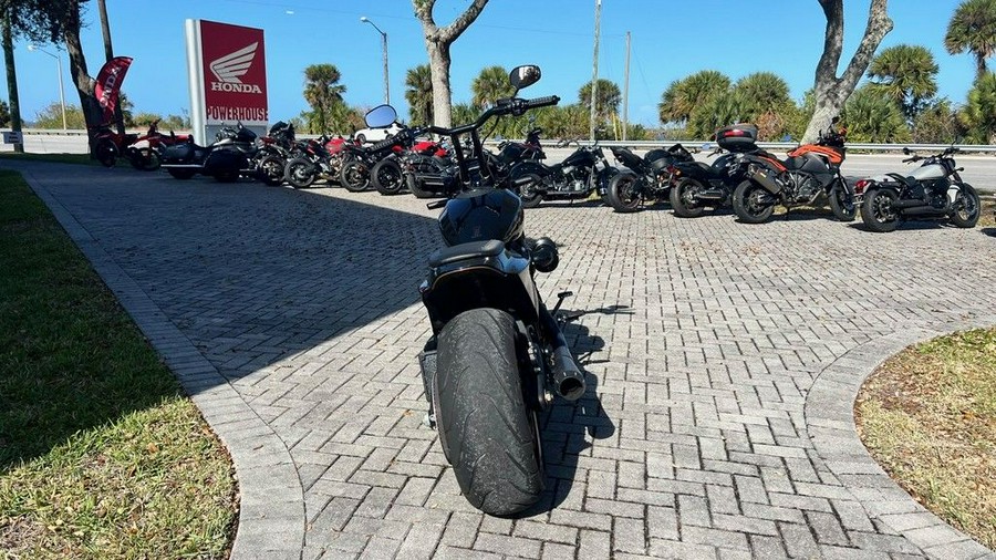 2019 Harley-Davidson® FXDRS - FXDR™ 114