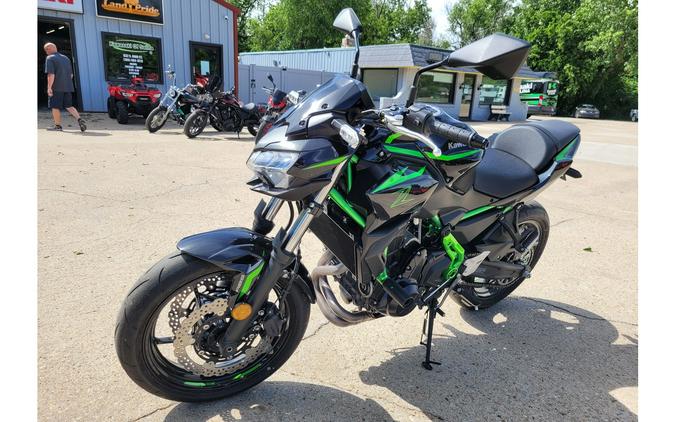 2025 ER650 Z 650 Z650 ABS - Kawasaki