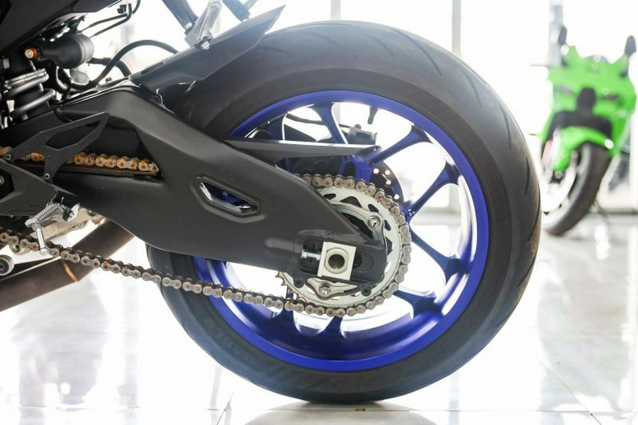 2024 Yamaha YZF-R1