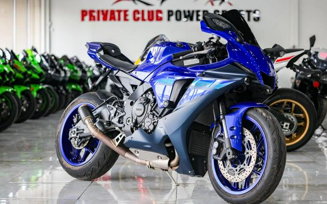 2024 Yamaha YZF-R1