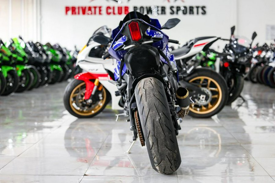 2024 Yamaha YZF-R1