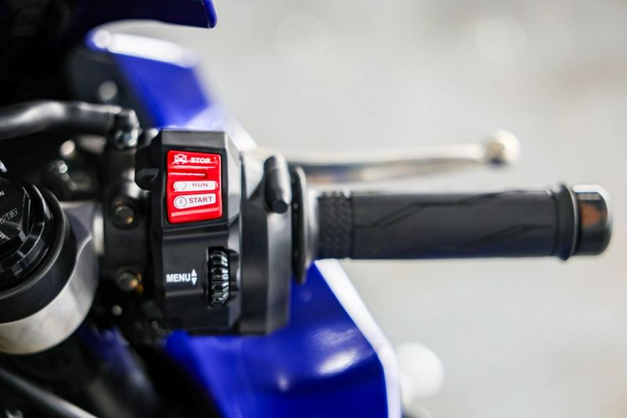 2024 Yamaha YZF-R1