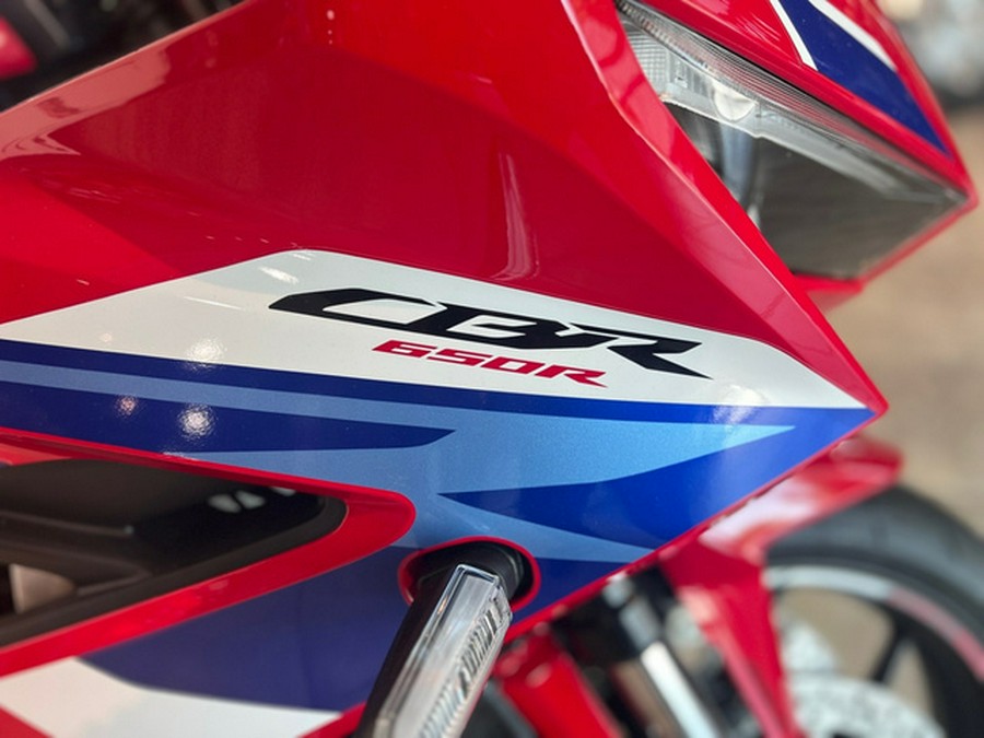 2026 Honda CBR650R E-Clutch
