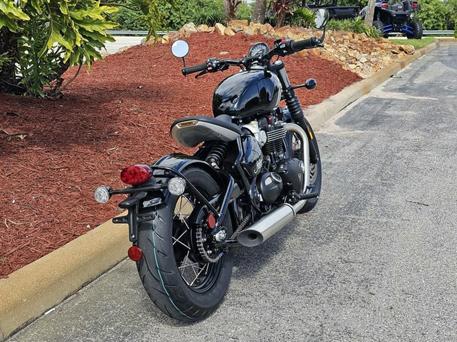 2024 Triumph Bonneville Bobber Jet Black/Ash Gray