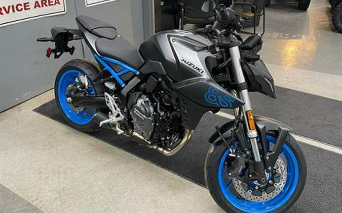 2024 Suzuki GSX-8S