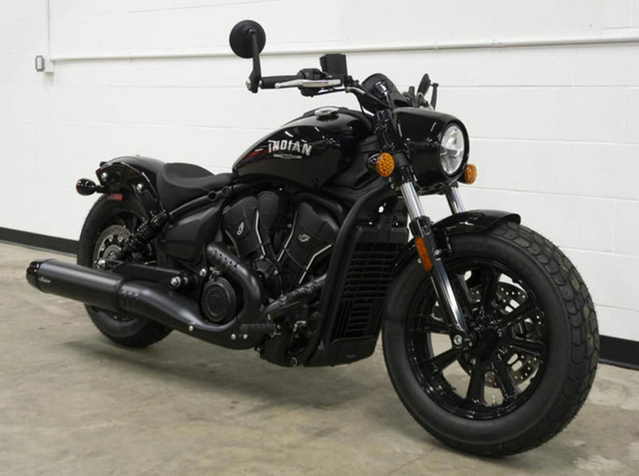 2025 Indian Scout Bobber Black Metallic