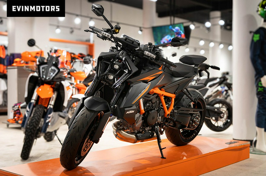 2025 KTM Super Duke 1390 R EVO