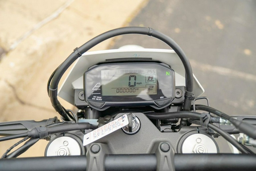 2025 Suzuki DR-Z 4SM