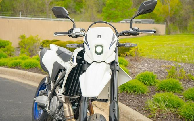 2025 Suzuki DR-Z 4SM