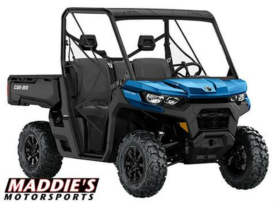 2023 Can-Am Defender DPS HD9