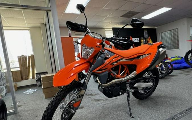 2024 KTM 690 Enduro R