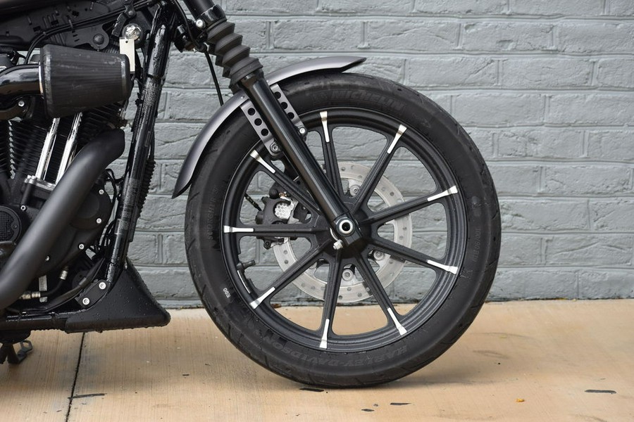 2016 Harley-Davidson® XL883N - Sportster® Iron 883™