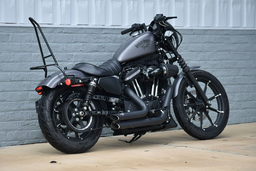 2016 Harley-Davidson® XL883N - Sportster® Iron 883™