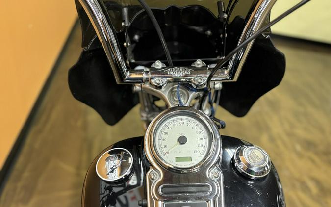 FXDC 2008 Super Glide® Custom