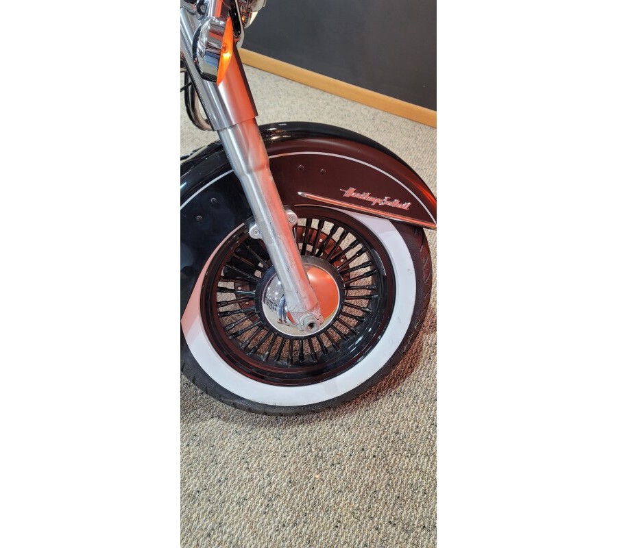 FLSTC 2011 Heritage Softail® Classic