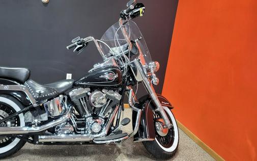 FLSTC 2011 Heritage Softail® Classic