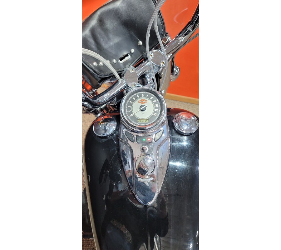 FLSTC 2011 Heritage Softail® Classic