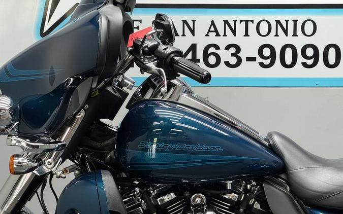 2020 Harley-Davidson® FLHTCUTG - Tri Glide® Ultra