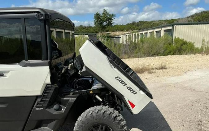 2026 Can-Am Defender MAX Limited HD11