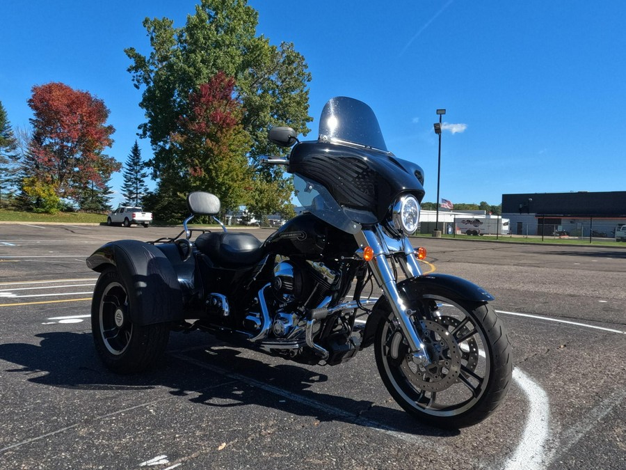 Used 2016 Harley-Davidson Freewheeler FLRT