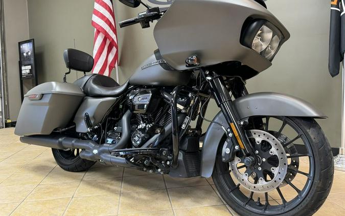 2019 Harley-Davidson Road Glide® Special