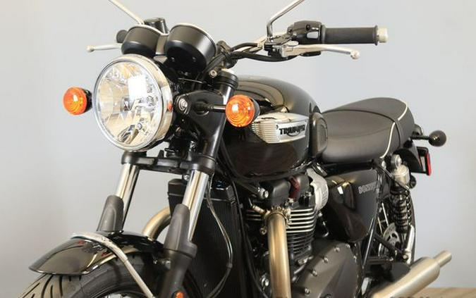 2024 Triumph Bonneville T100