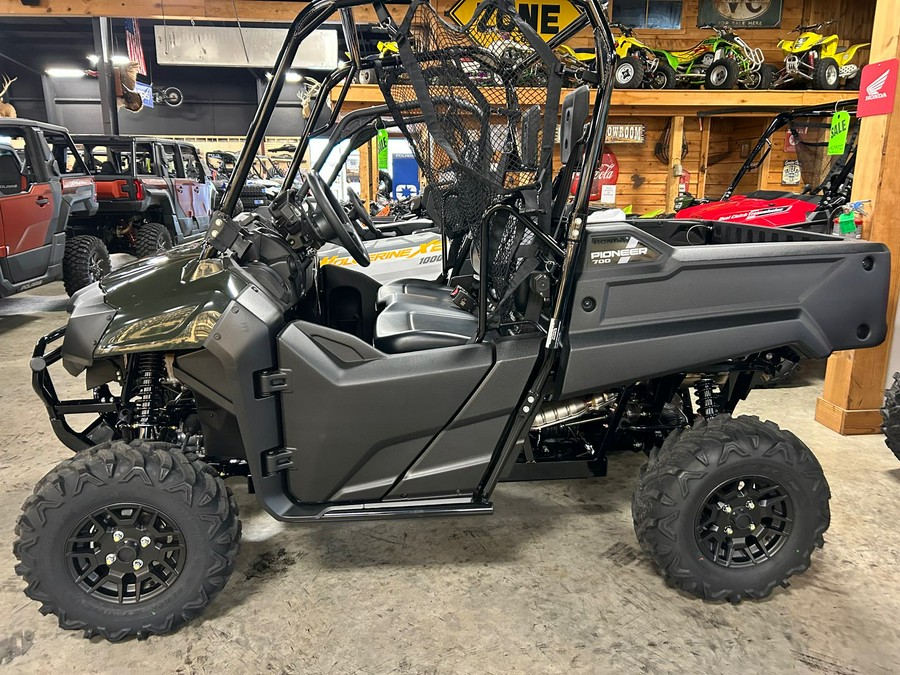 2025 HONDA Pioneer 700 Deluxe