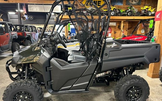 2025 HONDA Pioneer 700 Deluxe