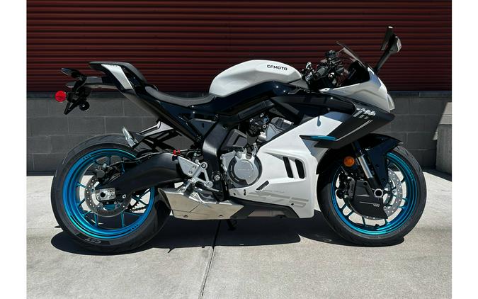 2025 CFMOTO 675SS