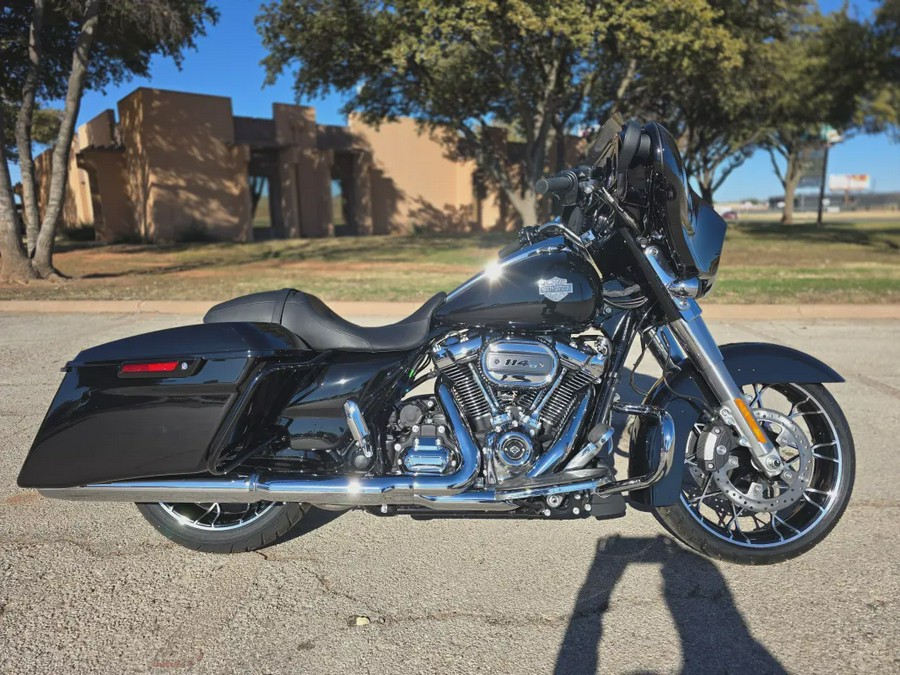 2023 Harley-Davidson® Street Glide® Special