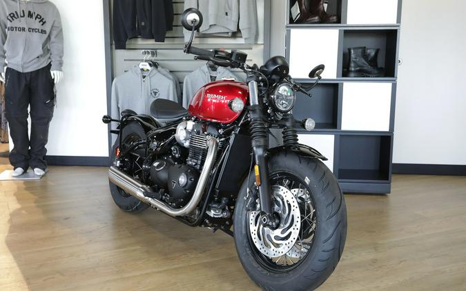 2024 Triumph BONNEVILLE BOBBER