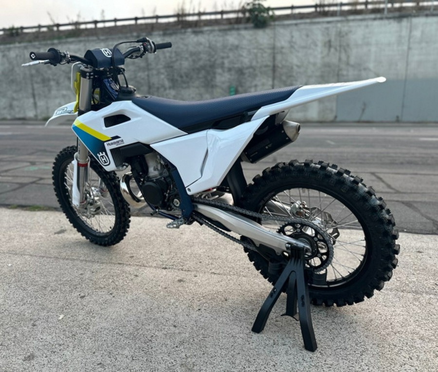 2025 Husqvarna Motorcycles TC 300