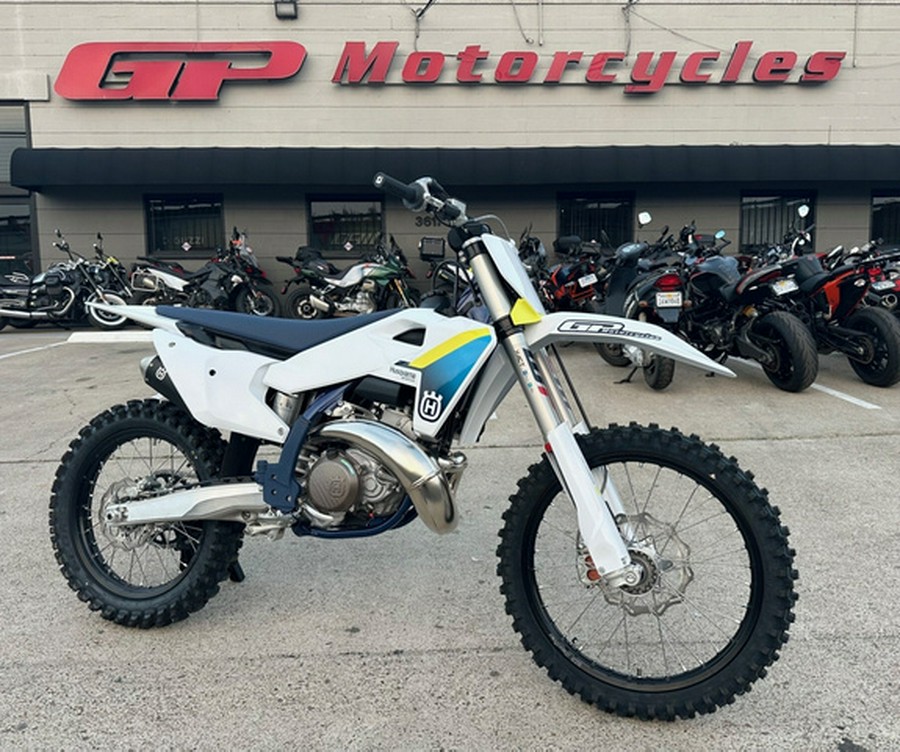 2025 Husqvarna Motorcycles TC 300