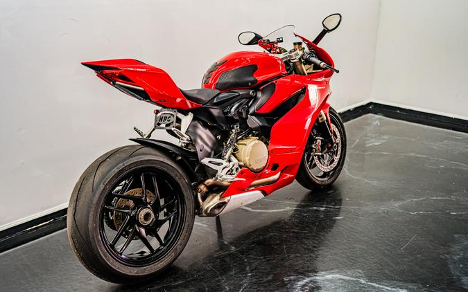2014 Ducati Superbike 1199 Panigale