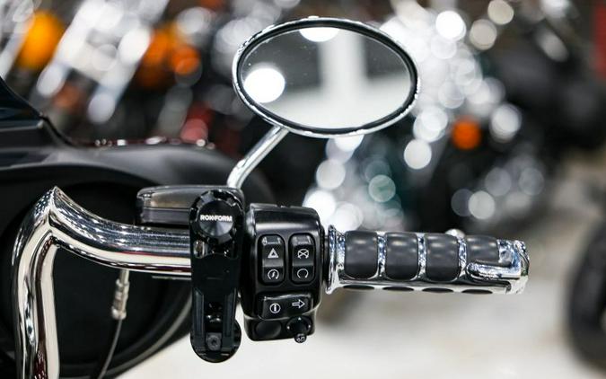2018 Harley-Davidson FLHX Street Glide