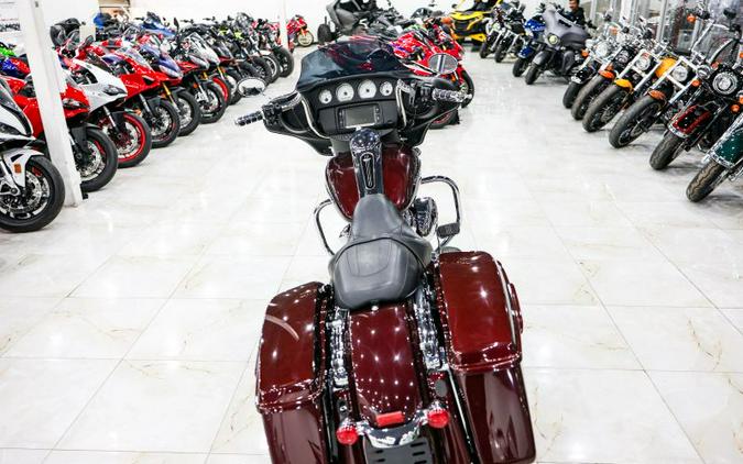 2018 Harley-Davidson FLHX Street Glide