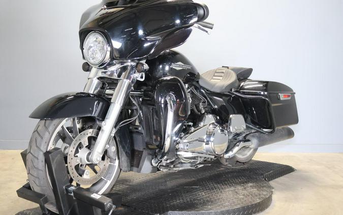 2023 Harley-Davidson Street Glide FLHX