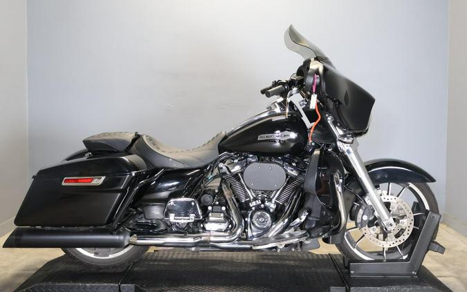 2023 Harley-Davidson Street Glide FLHX