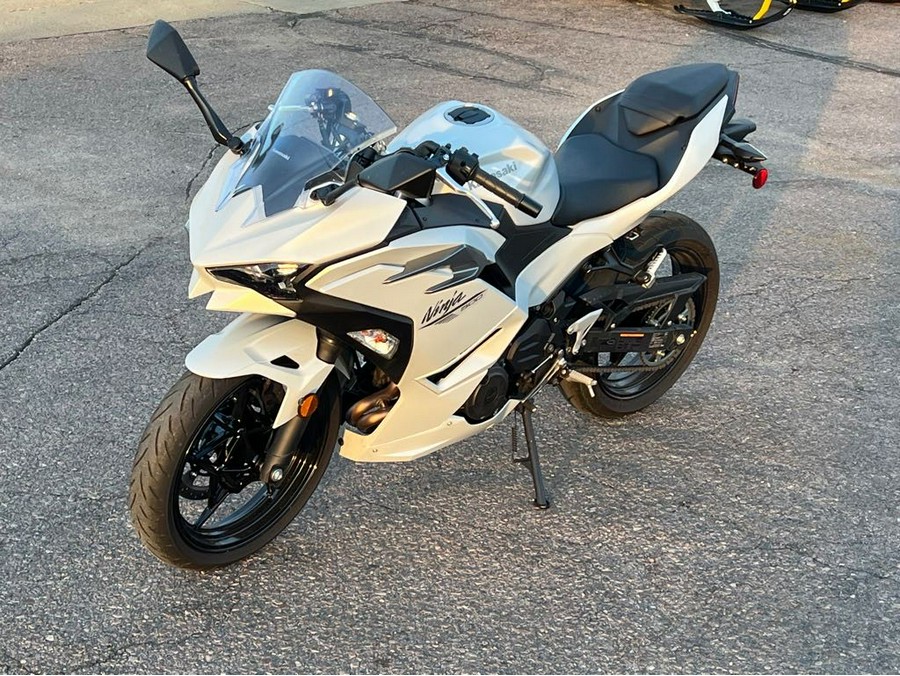 2025 Kawasaki Ninja 500