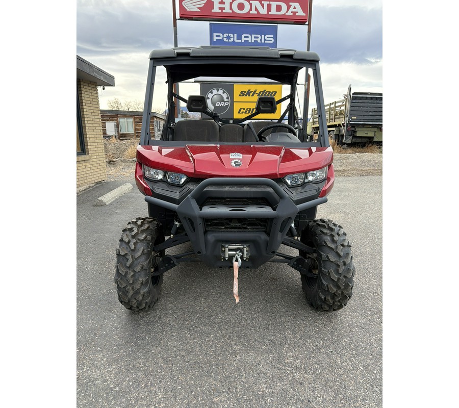 2024 Can-Am Defender XT HD10