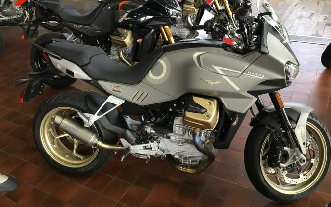 2025 Moto Guzzi V100 Mandello