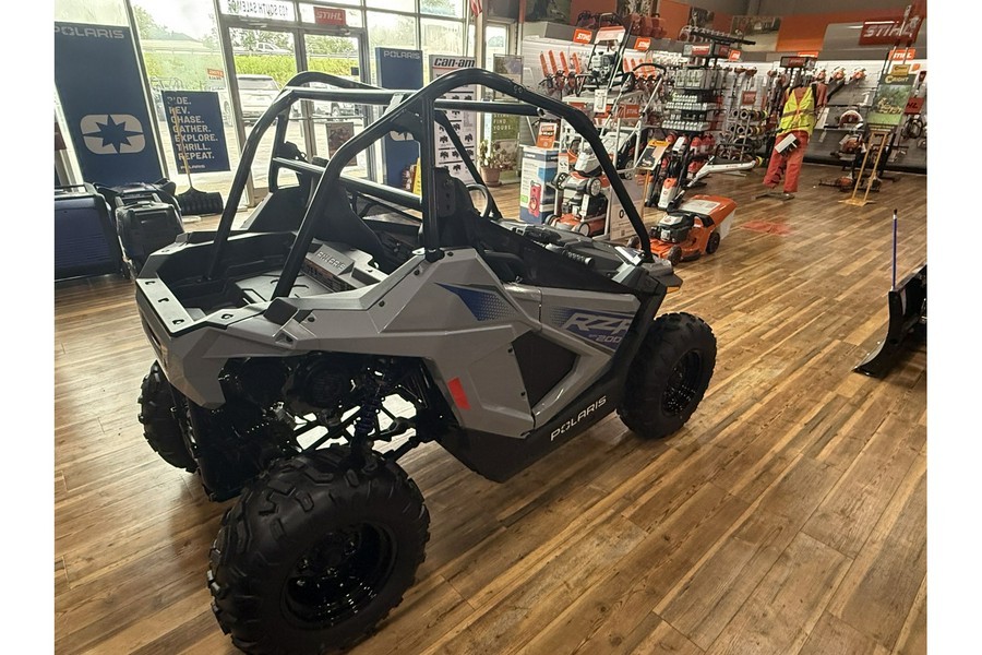 2025 Polaris RZR 200 EFI